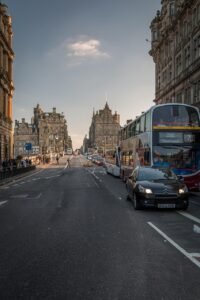 Essential Travel Guide to Edinburgh