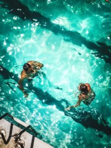Ultimate Pool Day Aesthetic Outfits, Vibes & Inspiration