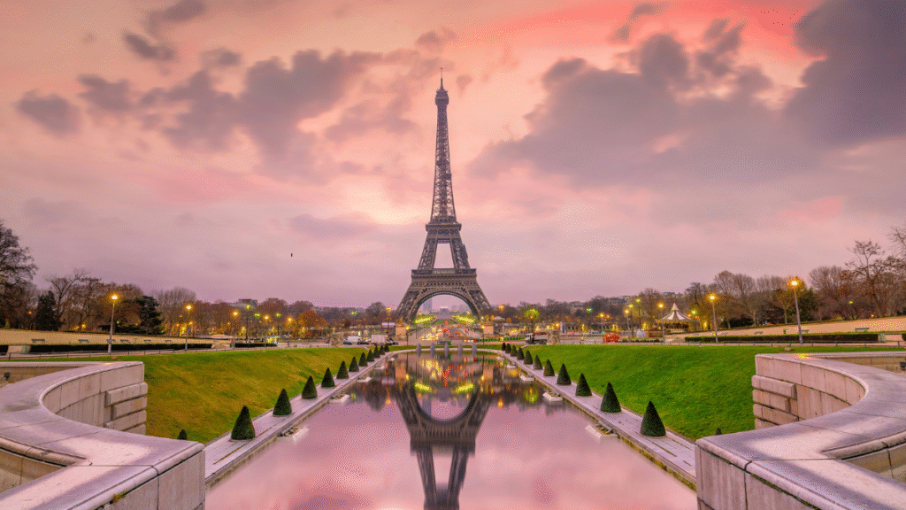 Complete Paris Travel Guide for First-Time Visitors