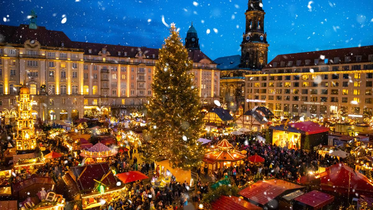 Places to Visit for Christmas: 12 Christmas Holiday Travel Ideas