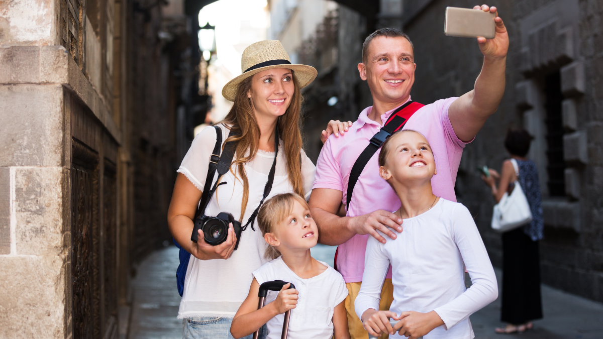 Christmas Eve Party Ideas While Traveling