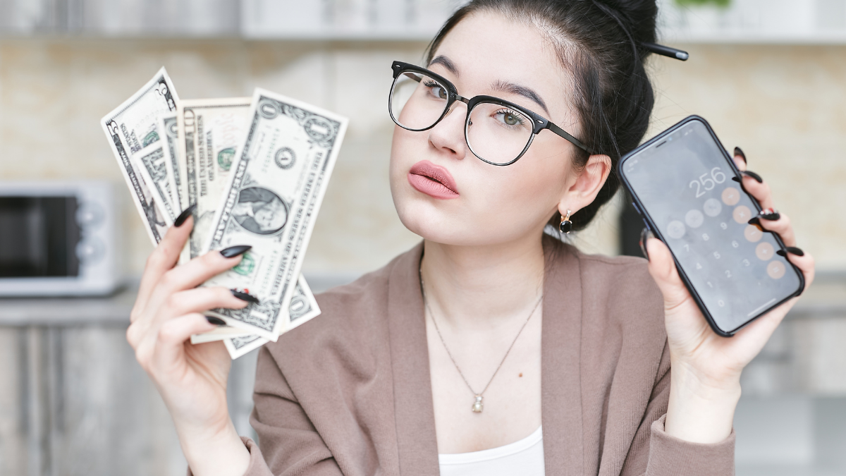 How to Save Money on Christmas Travel