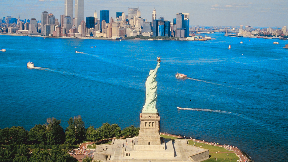 New York Captions: Write the Perfect Words for the Perfect City