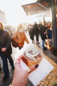 Ultimate Christmas Travel Hacks: Make Your Holiday Trips Easier